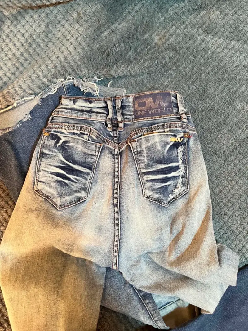 Jeans One World desgastados para mujer - 1