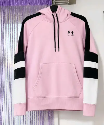 Polerón con capucha rosa Under Armour para mujer - miniatura 1