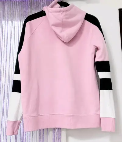 Polerón con capucha rosa Under Armour para mujer - miniatura 2