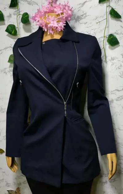 Chaqueta Azul con Cierre Asimétrico para Mujer - miniatura 3