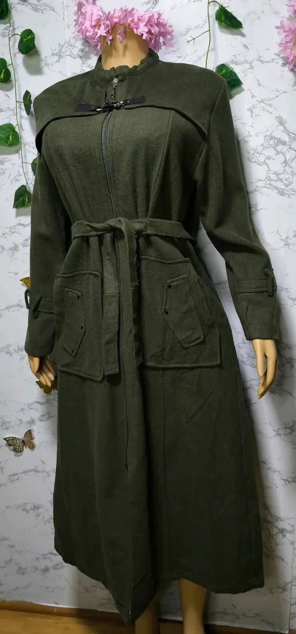 Abrigo largo verde con cinturón para mujer - 3