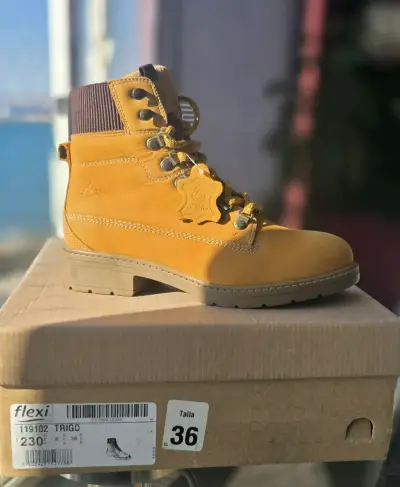 Botas de cuero Flexi color trigo talla 36 - miniatura 1