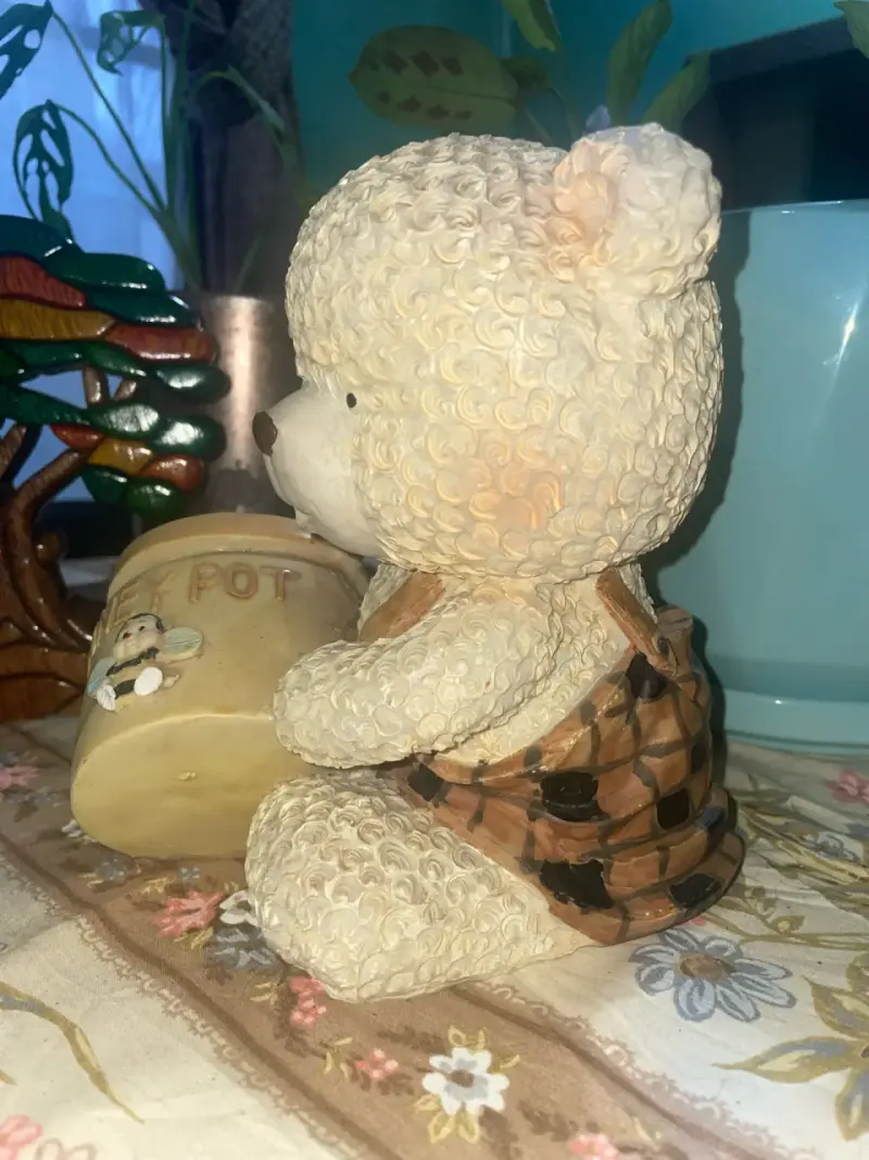 Alcancía de oso con tarro de miel decorativa - 2