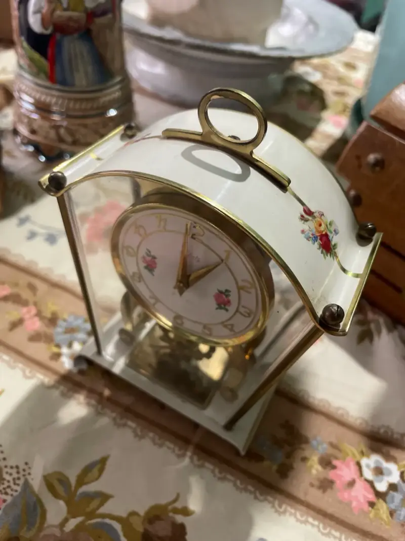 Reloj 8 días de sobremesa vintage con flores alema - 4