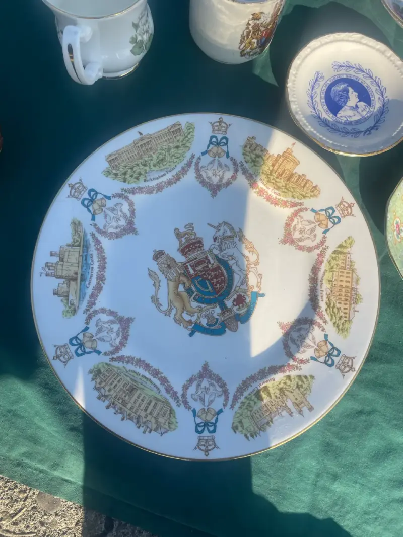 Plato conmemorativo de porcelana St. Paul's Cathedral - 1