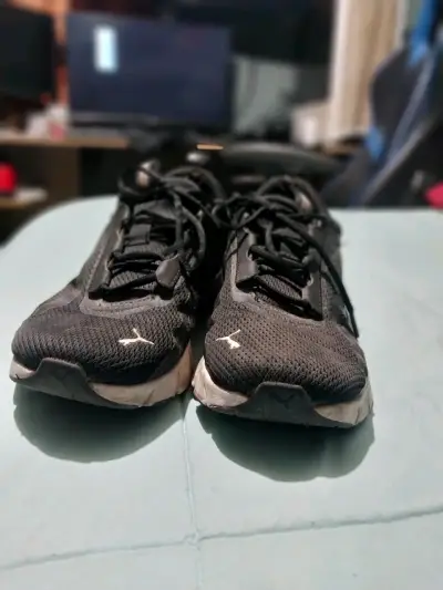 Zapatillas deportivas negras Puma para hombre - miniatura 1