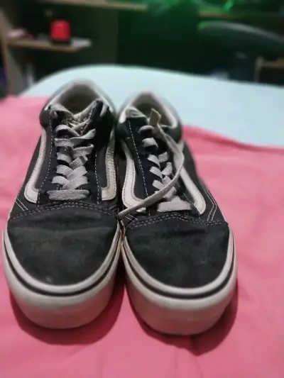 Zapatillas negras de skate estilo clásico - miniatura 1