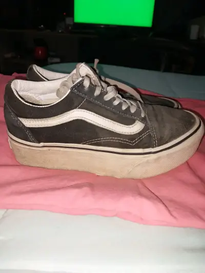 Zapatillas negras de skate estilo clásico - miniatura 2