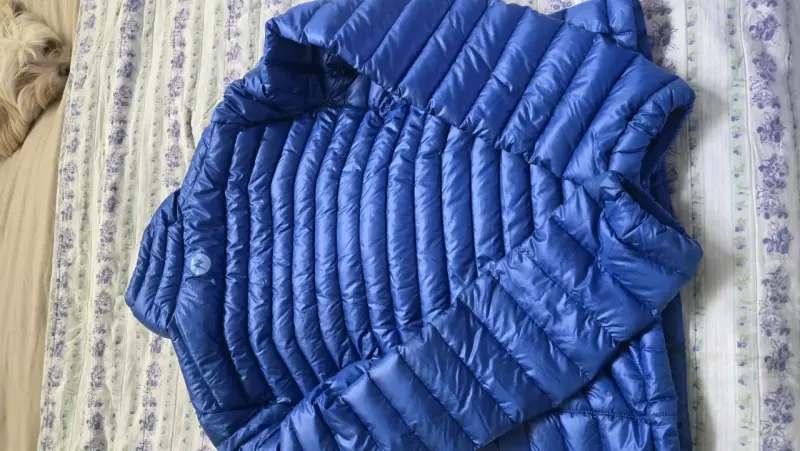 Chaqueta acolchada azul Marmot para hombre - 4