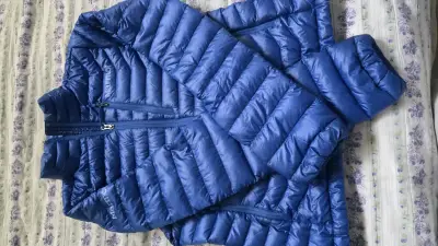 Chaqueta acolchada azul Marmot para hombre - miniatura 6