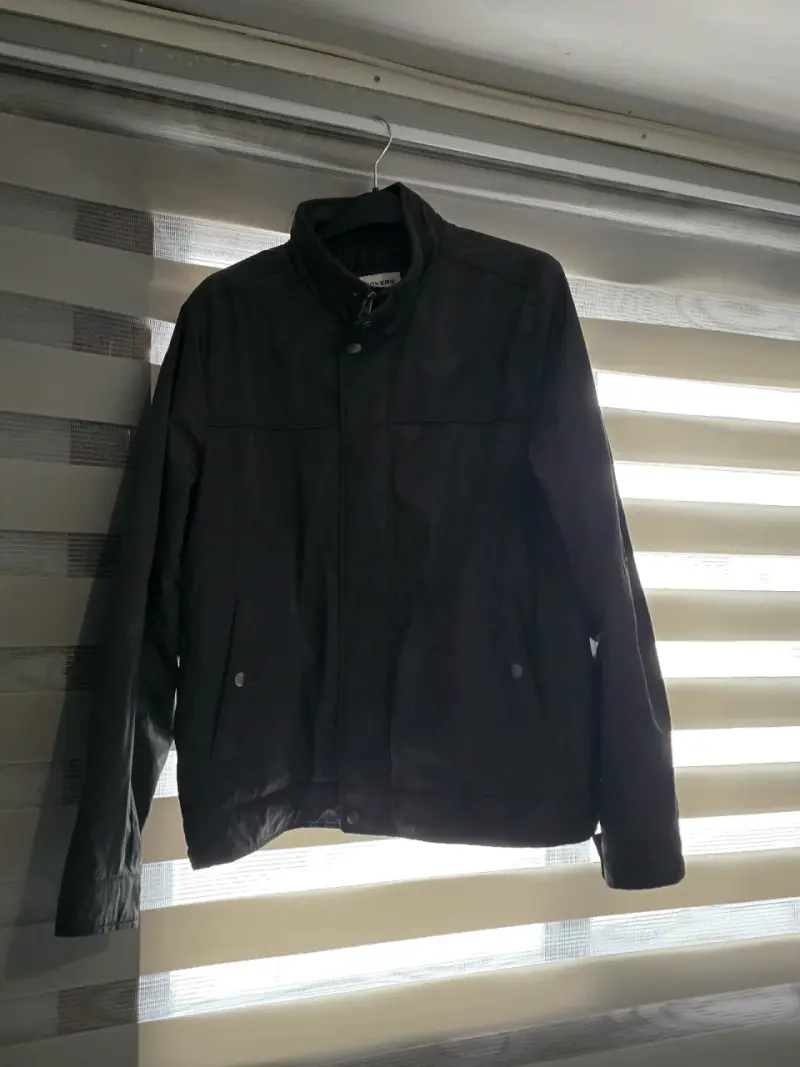 Chaqueta negra Dockers para hombre - 2