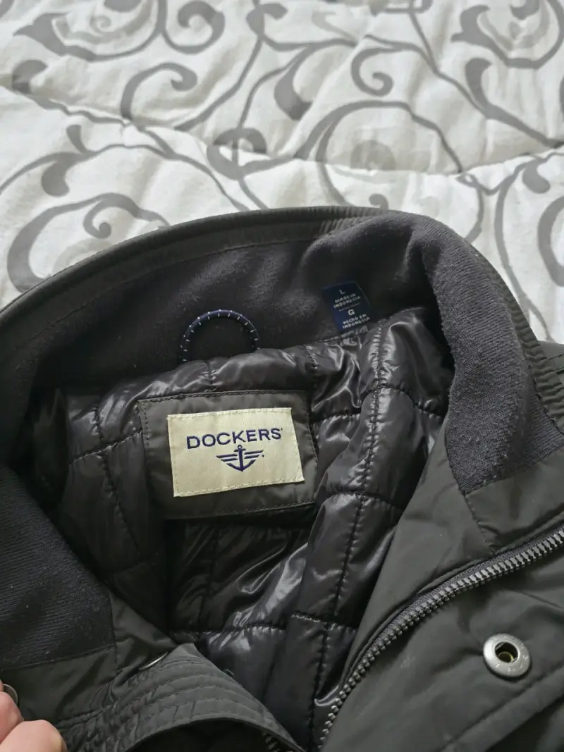 Chaqueta negra Dockers para hombre - 4