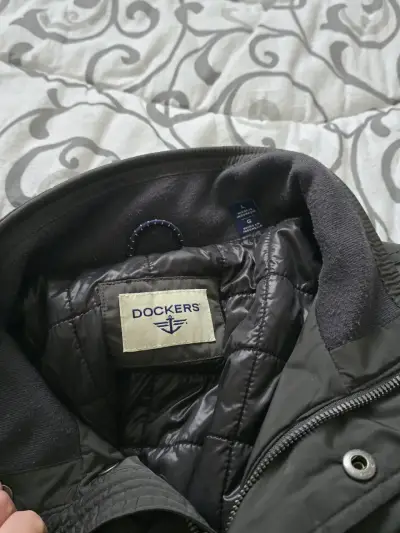 Chaqueta negra Dockers para hombre - miniatura 4