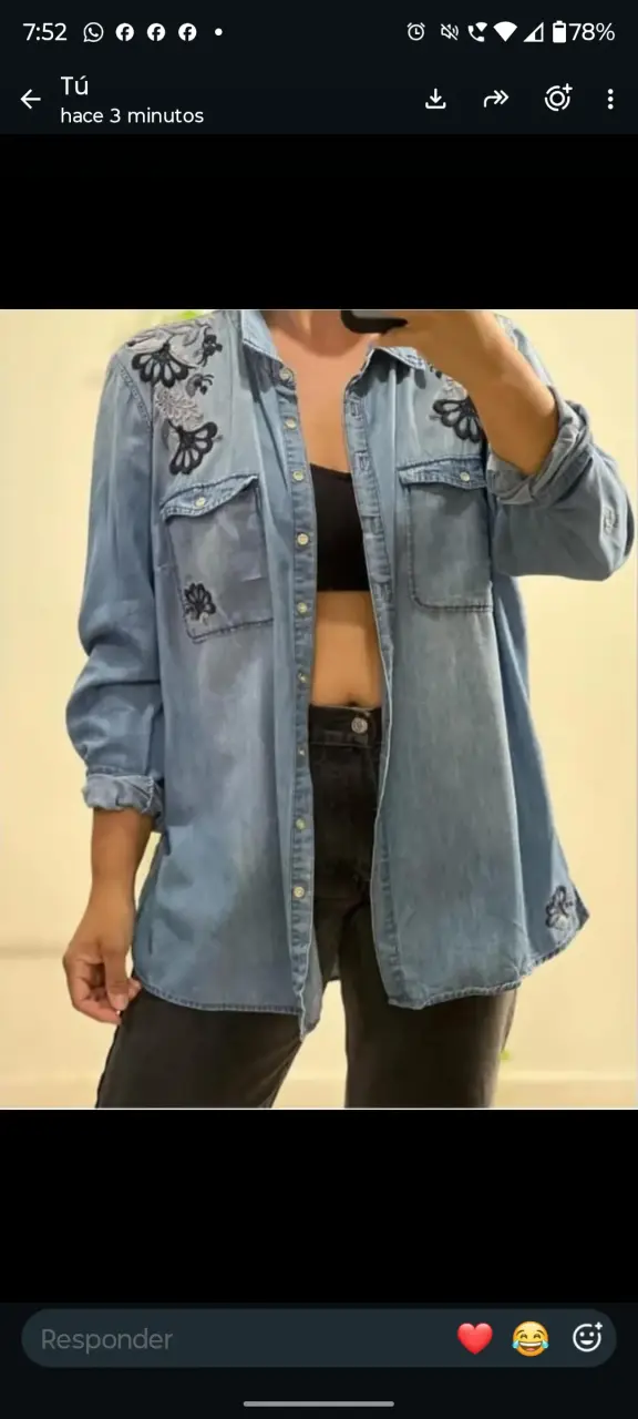 Sobrecamisa de mezclilla con bordado floral