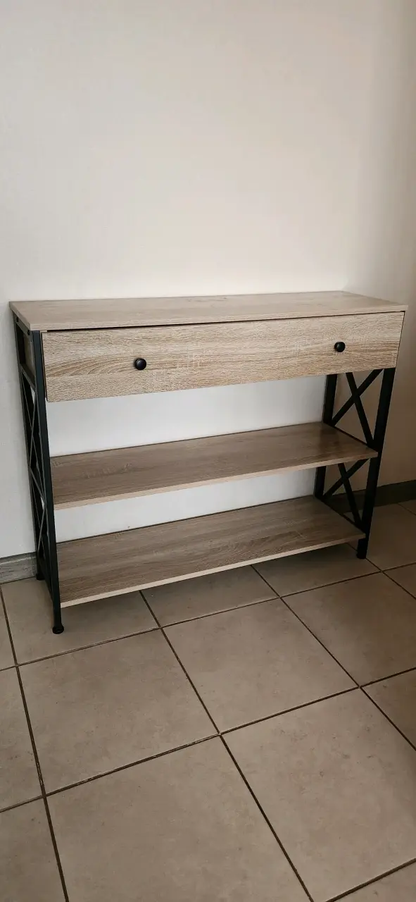 Mesa arrimo