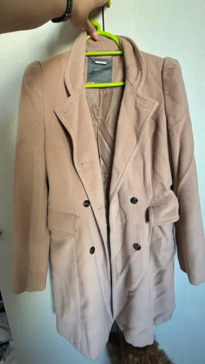 Abrigo de mujer beige - miniatura 1