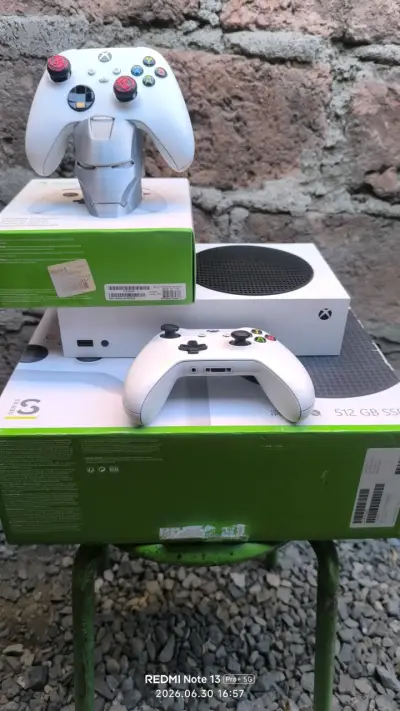 Consola Xbox Series S 512GB con Control - miniatura 3