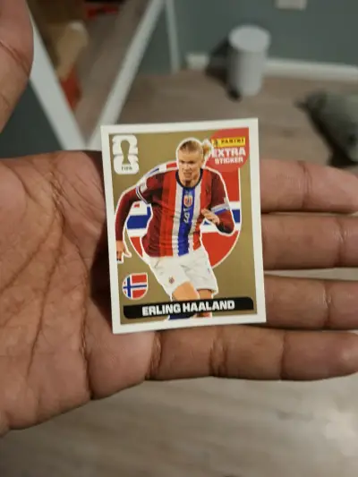 Lámina Panini Extra Sticker Erling Haaland FIFA 2026 - miniatura 1