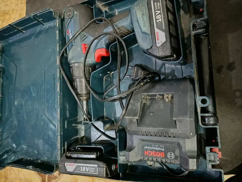 Taladro Inalámbrico Bosch 18V con Batería y Cargador - 5