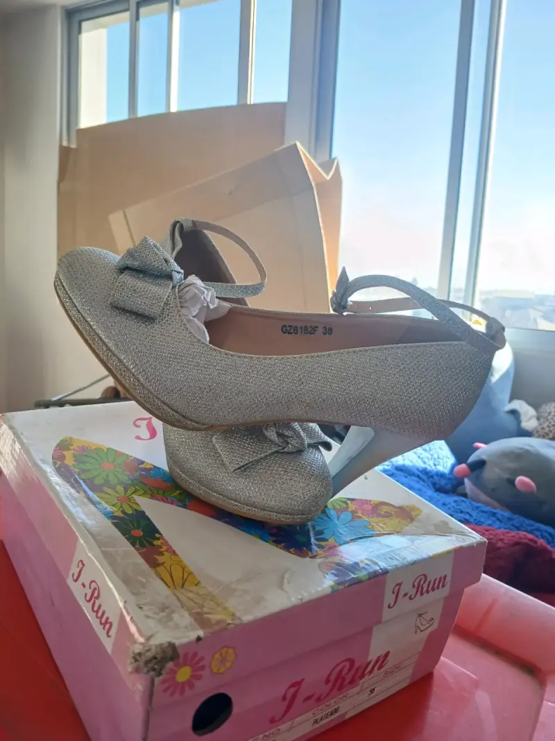 Zapatos de tacón plateados Talla 38 - 1