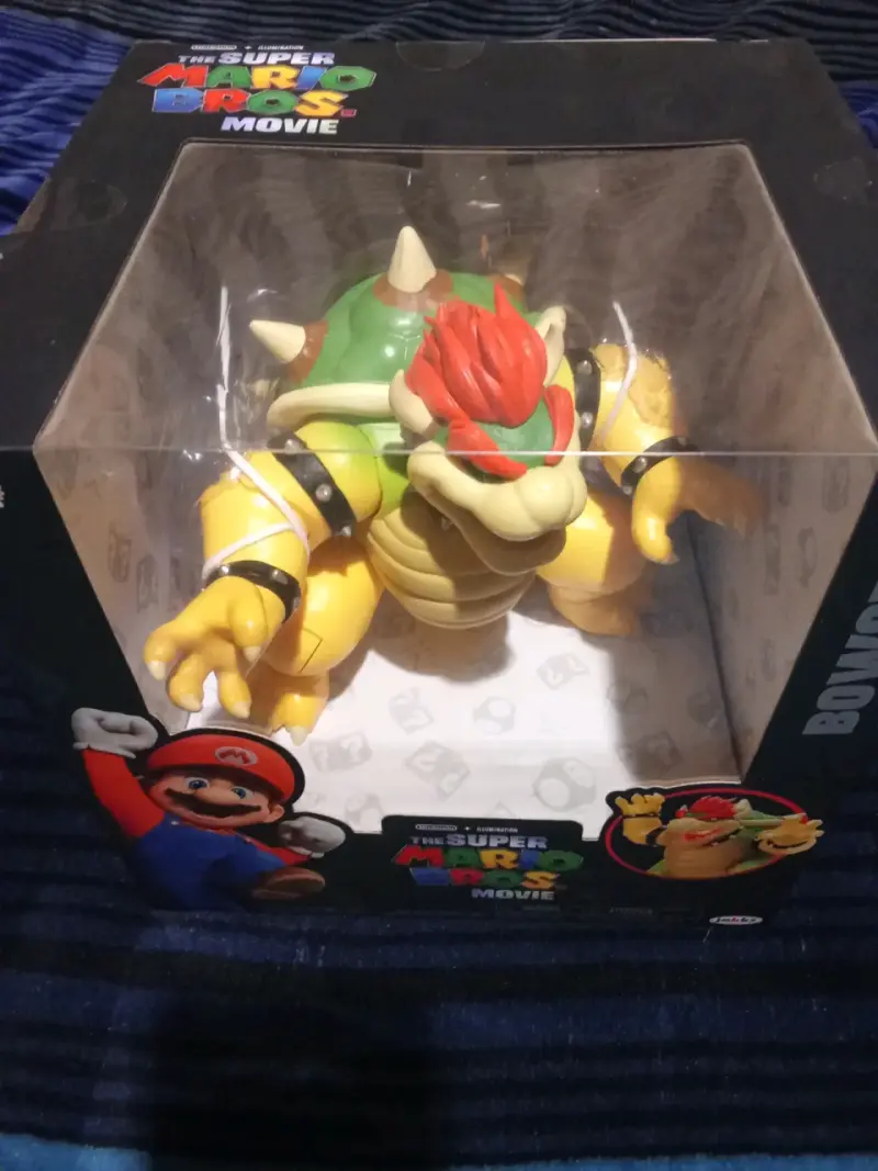 Figura de acción Bowser Super Mario Bros con efectos - 2