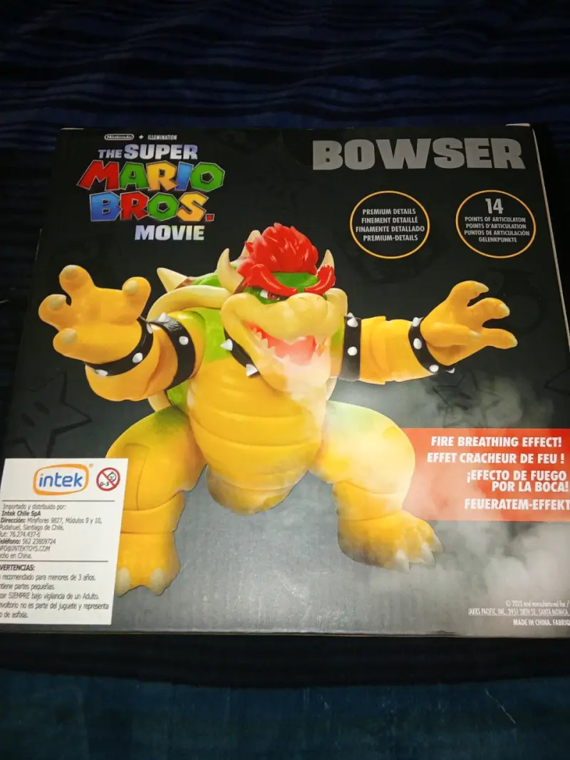 Figura de acción Bowser Super Mario Bros con efectos - 4