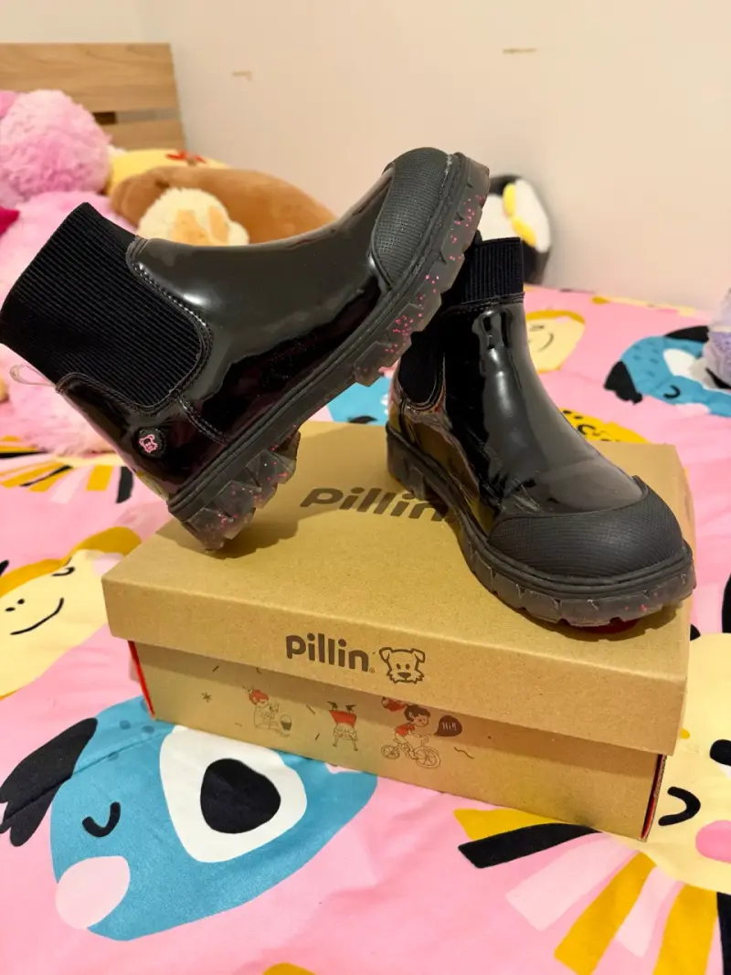 Botines negros para niñas Pillin