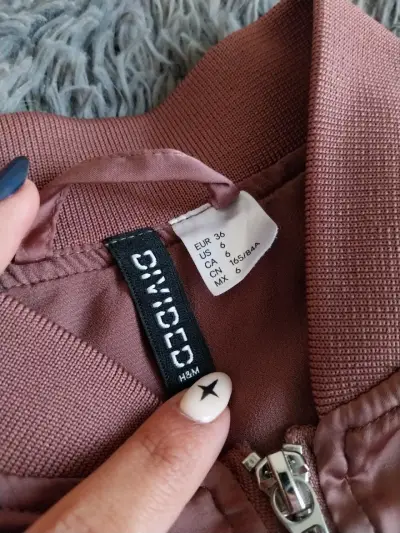 Chaqueta bomber satinada rosa H&M Divided - miniatura 2