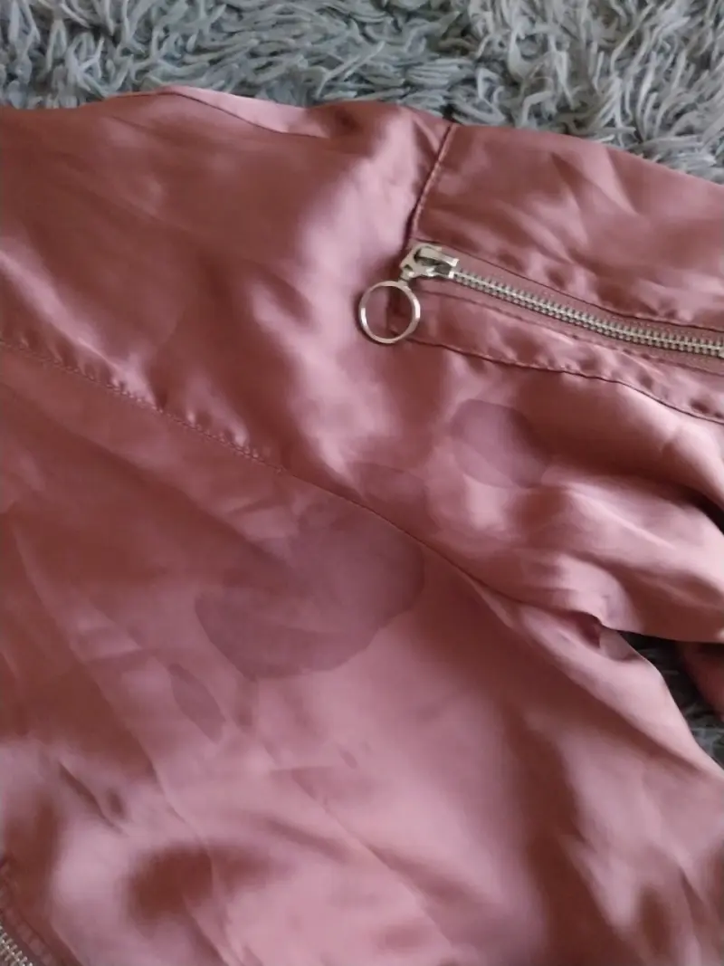 Chaqueta bomber satinada rosa H&M Divided - 3