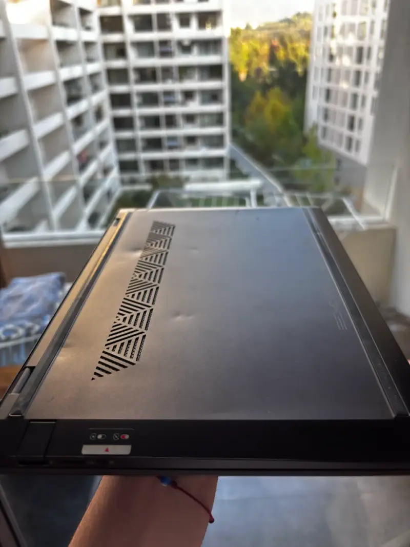 Laptop HP Envy 13 con Intel Core i7 - 2