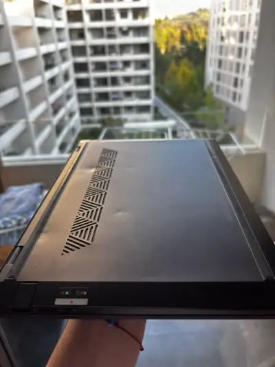 Laptop HP Envy 13 con Intel Core i7 - miniatura 2