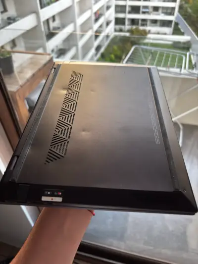 Laptop HP Envy 13 con Intel Core i7 - miniatura 4