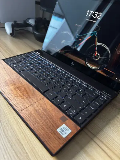 Laptop HP Envy 13 con Intel Core i7 - miniatura 5