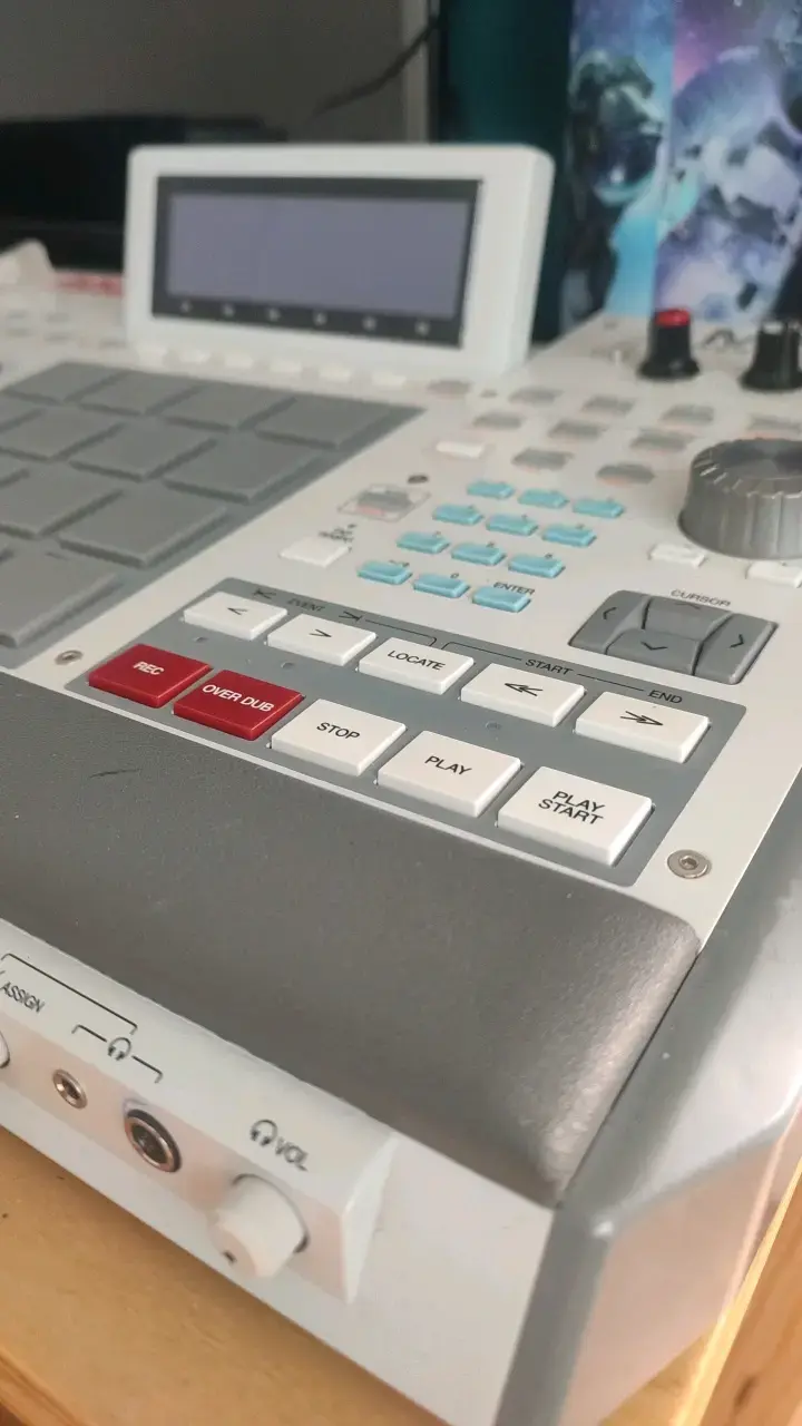 Controlador Akai MPC Renaissance para producción musical - 2
