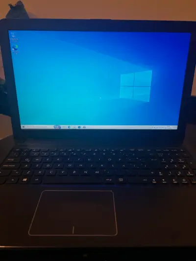 Laptop ASUS Intel Core i3 12GB RAM - miniatura 3