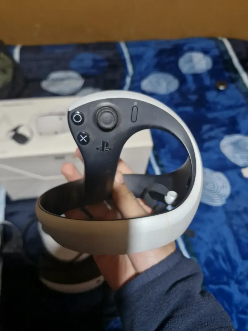 PlayStation VR2 con controladores y caja original - 3