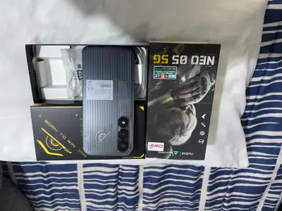 Smartphone Nubia Neo 5G con caja y accesorios - miniatura 1