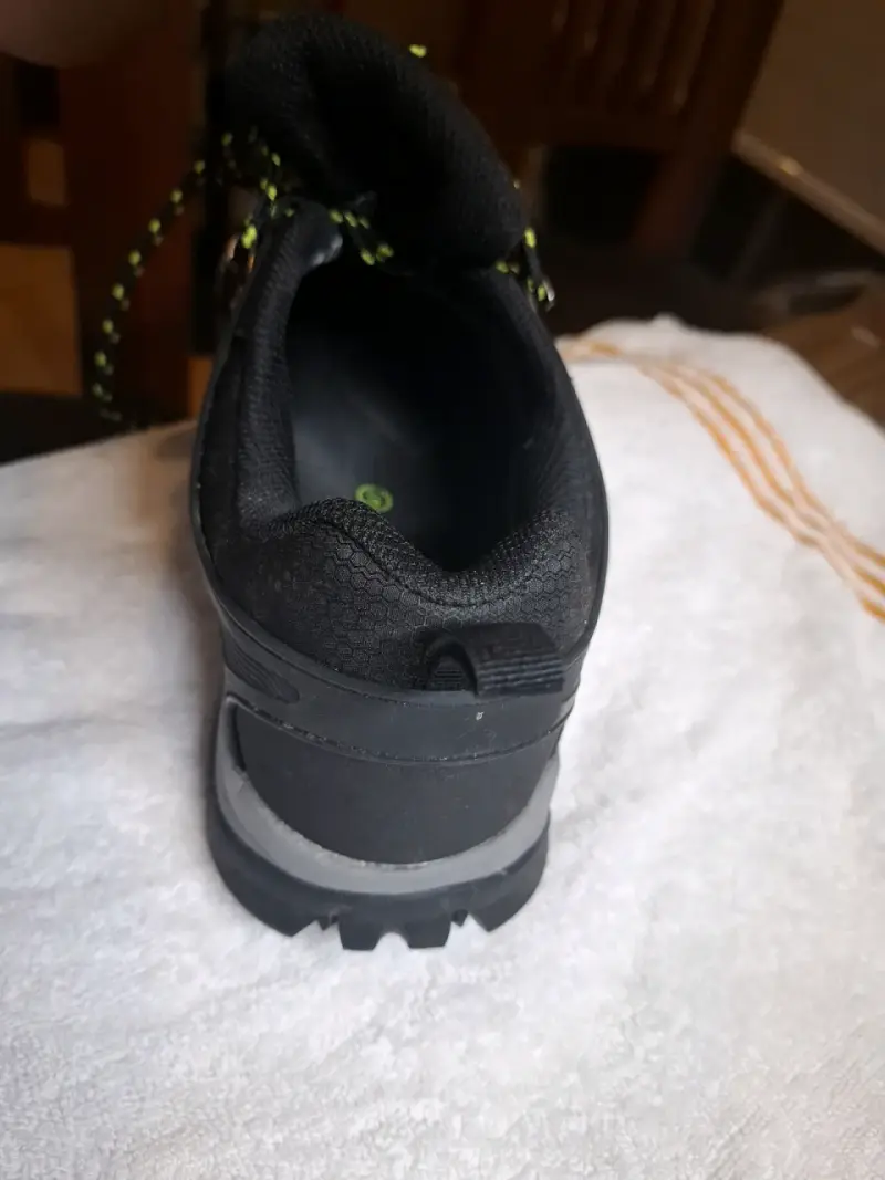 Zapatillas de Trekking Impermeables Negras y Verdes - 6