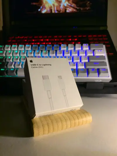 Cable USB-C a Lightning Apple 2m nuevo - miniatura 1