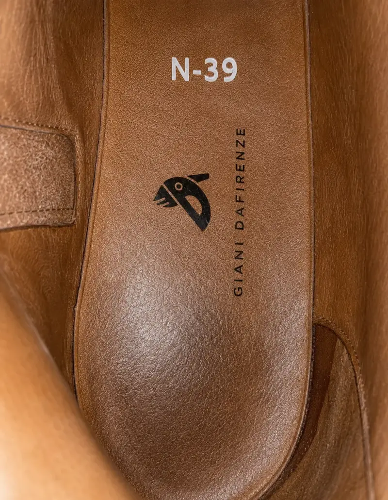 Botas de cuero marrón con tachuelas Giani Dafirenze - 3