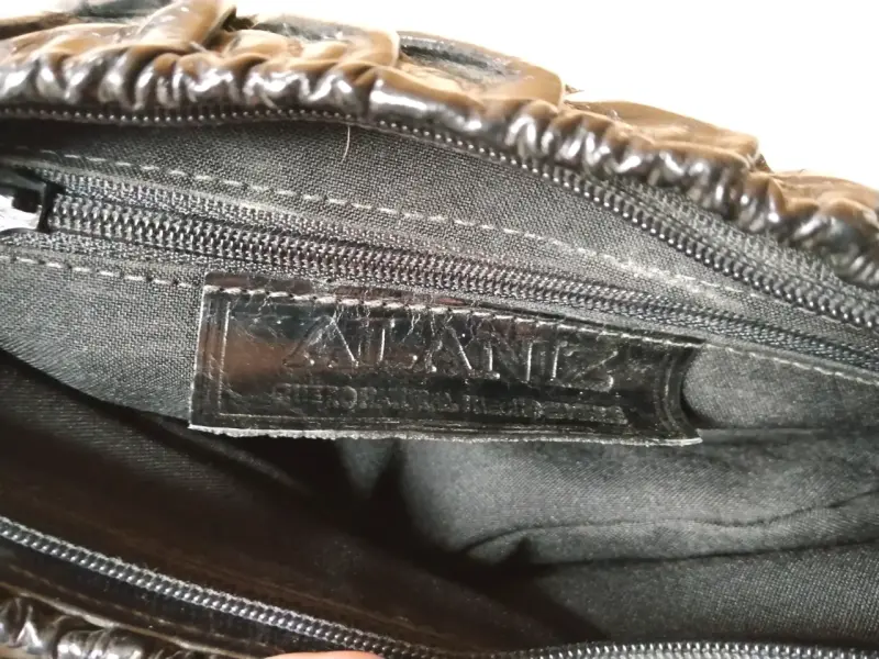 Cartera de cuero negra elegante para mujer - 1