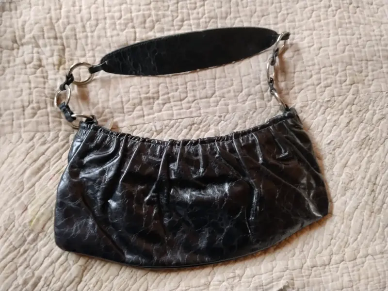 Cartera de cuero negra elegante para mujer - 2