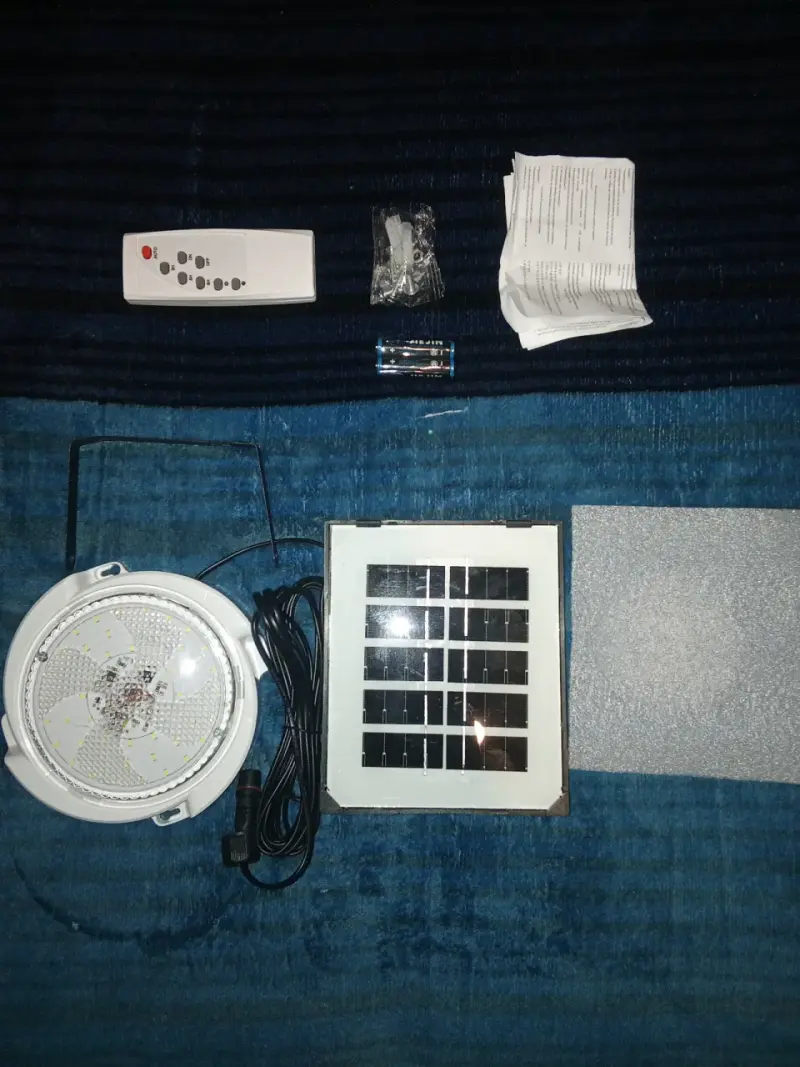 Luz solar de techo con control remoto - 2