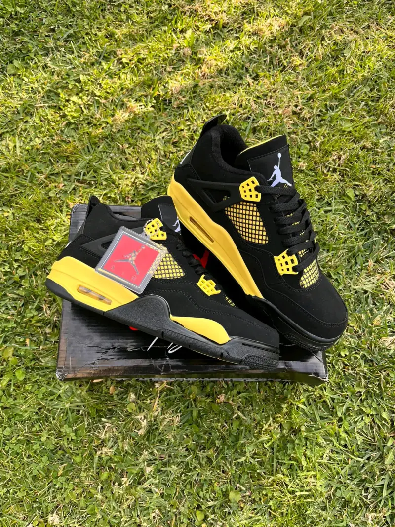 Jordan 4 thunder yellow - 2