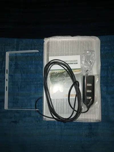 Panel Solar Portátil con 4 Puertos USB - miniatura 2
