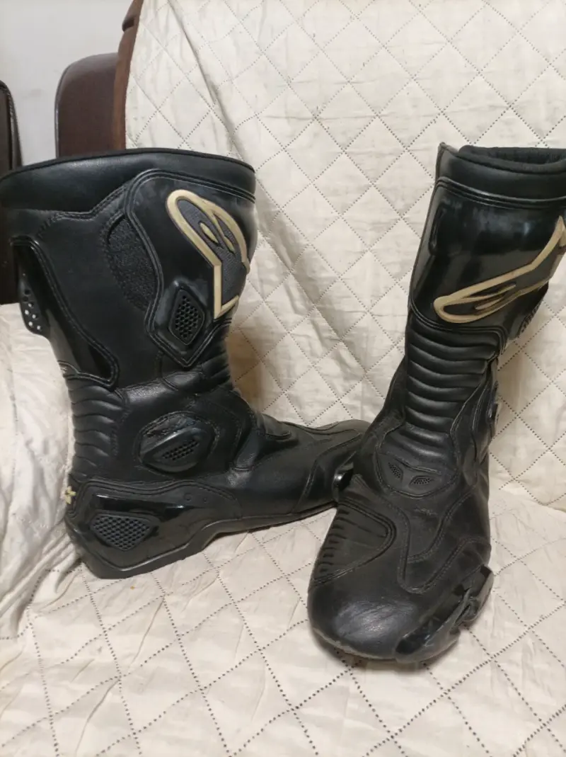 Botas de motocicleta negras con protección - 1