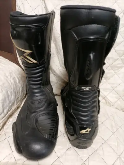 Botas de motocicleta negras con protección - miniatura 3