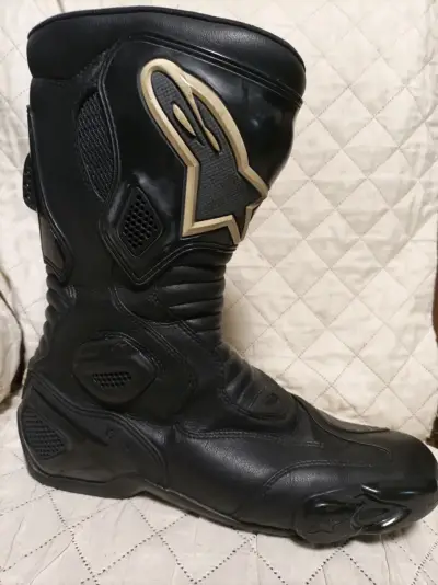 Botas de motocicleta negras con protección - miniatura 6