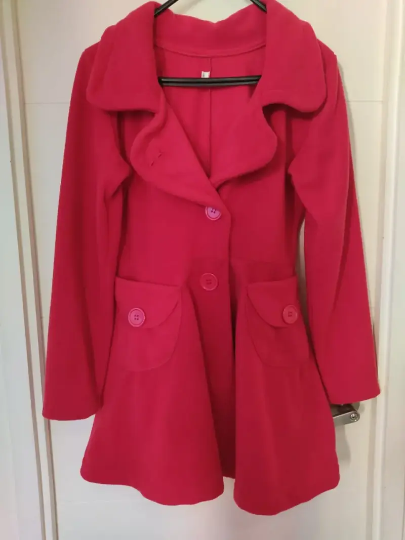 Abrigo rojo para mujer tela polar (NUEVO) - 1