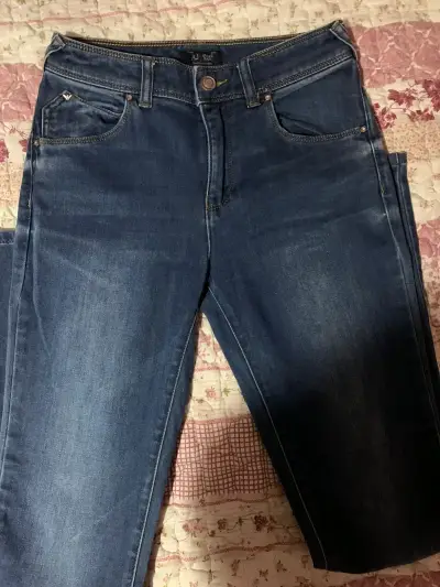 Jeans de mezclilla Armani para mujer - miniatura 2